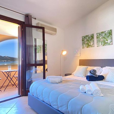 Homey Experience - Navy Sea View Apartments Олбия Екстериор снимка