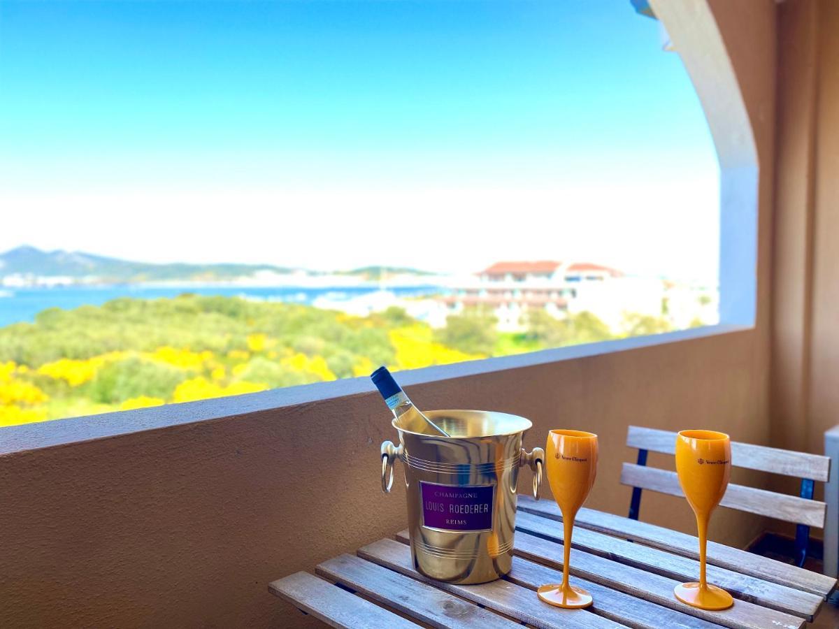 Homey Experience - Navy Sea View Apartments Олбия Екстериор снимка