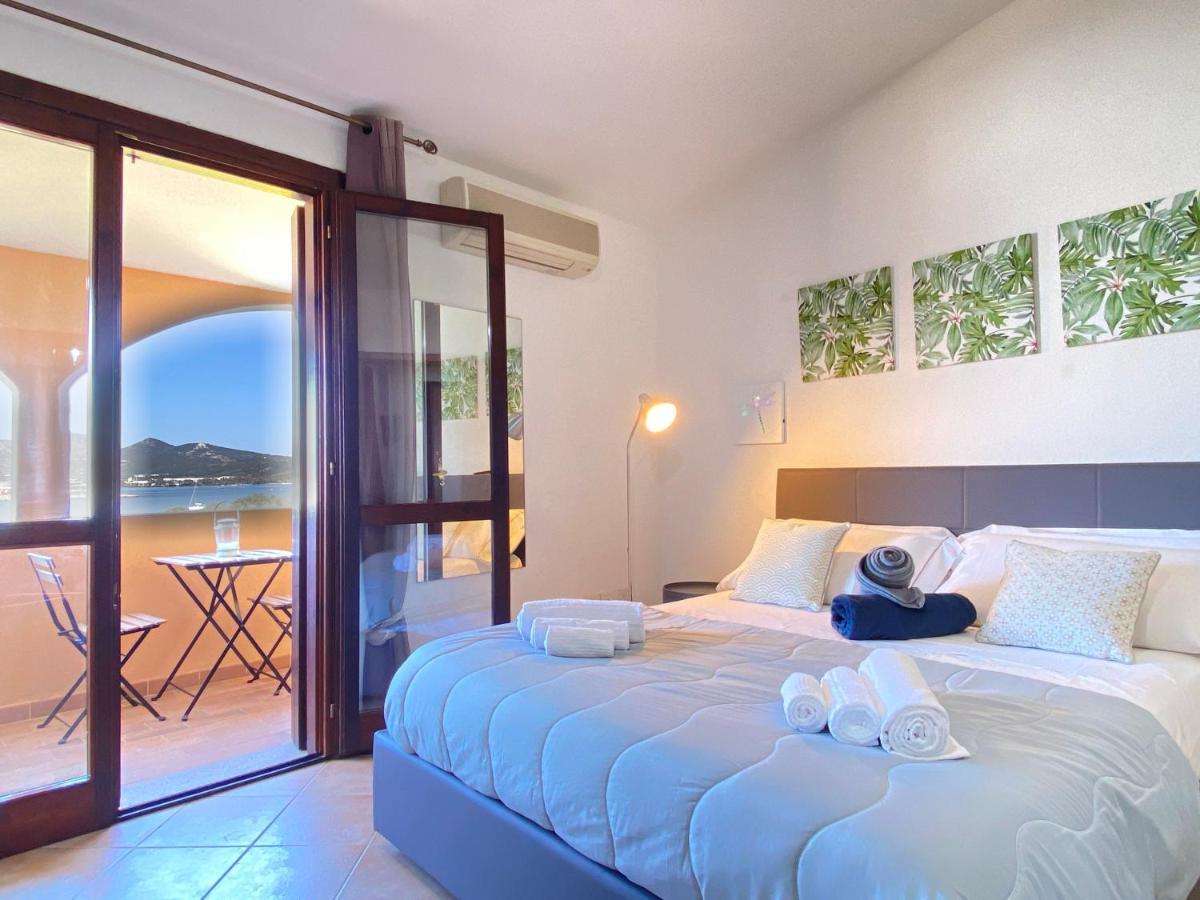Homey Experience - Navy Sea View Apartments Олбия Екстериор снимка