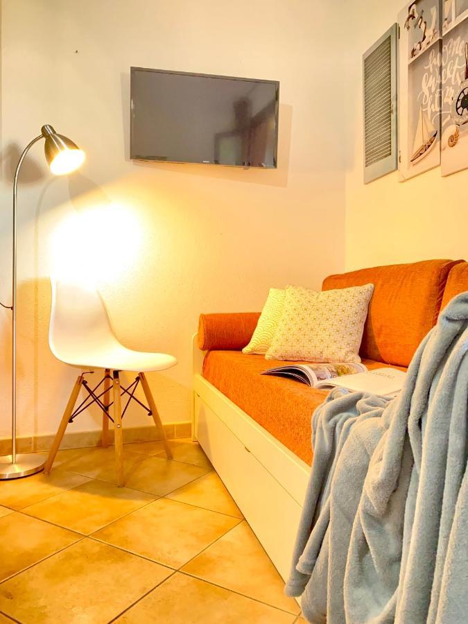 Homey Experience - Navy Sea View Apartments Олбия Екстериор снимка